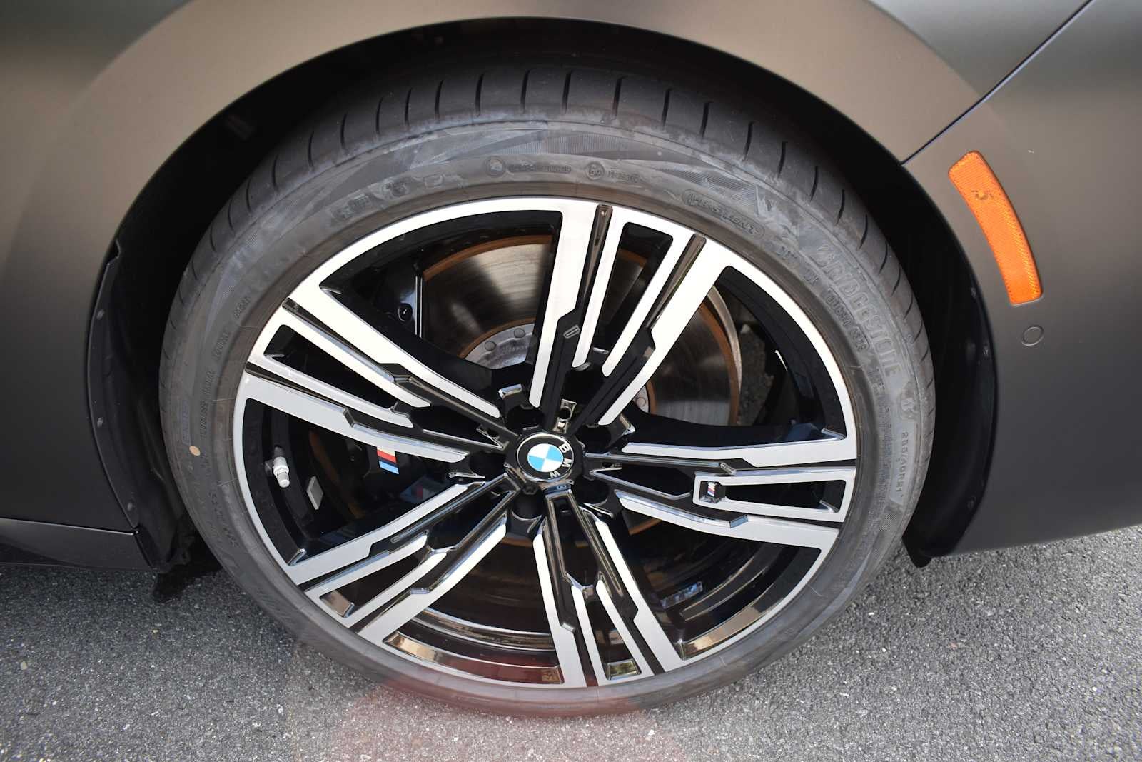 2023 BMW i7 xDrive60 Sedan