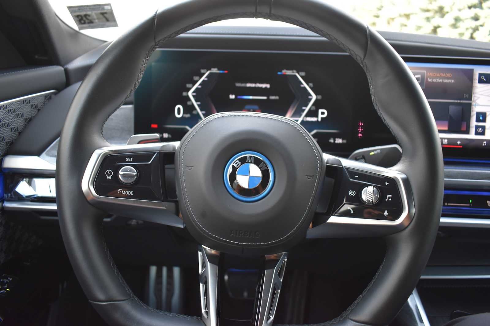 2023 BMW i7 xDrive60 Sedan
