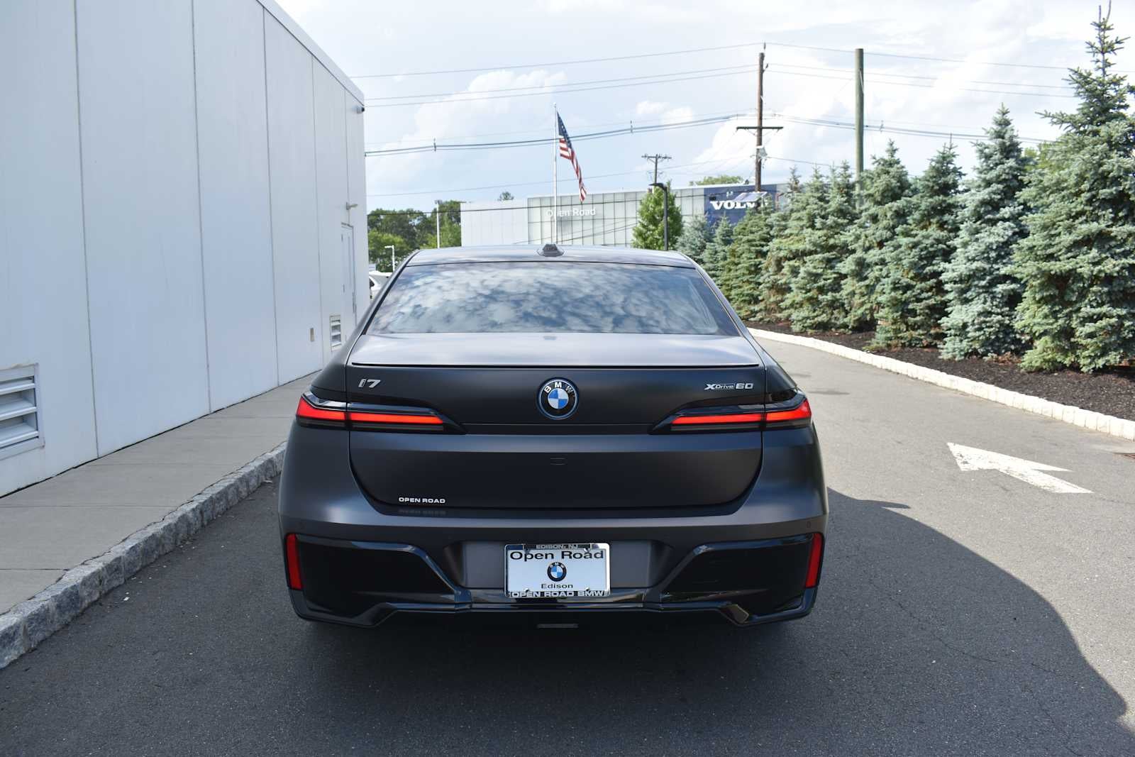 2023 BMW i7 xDrive60 Sedan