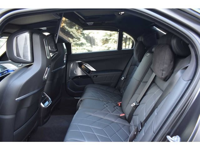 2023 BMW i7 xDrive60 Sedan