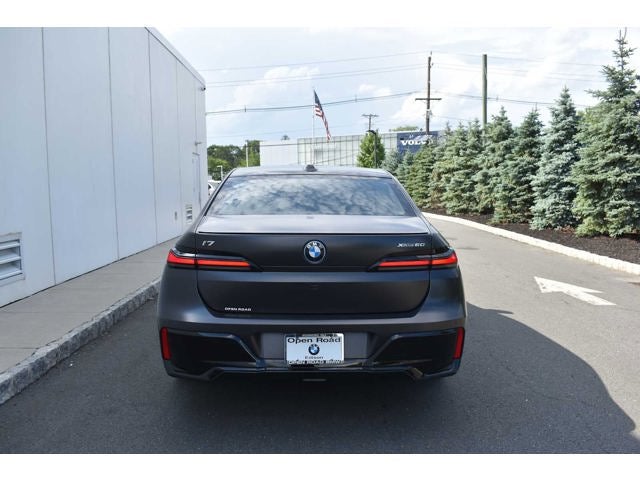 2023 BMW i7 xDrive60 Sedan
