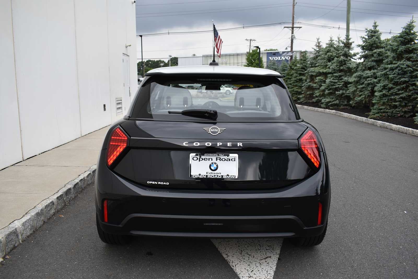 2025 MINI Hardtop 2 Door Cooper FWD