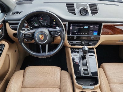 2023 Porsche Macan AWD