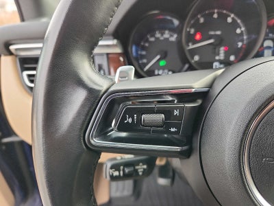 2023 Porsche Macan AWD