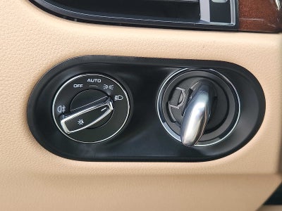 2023 Porsche Macan AWD