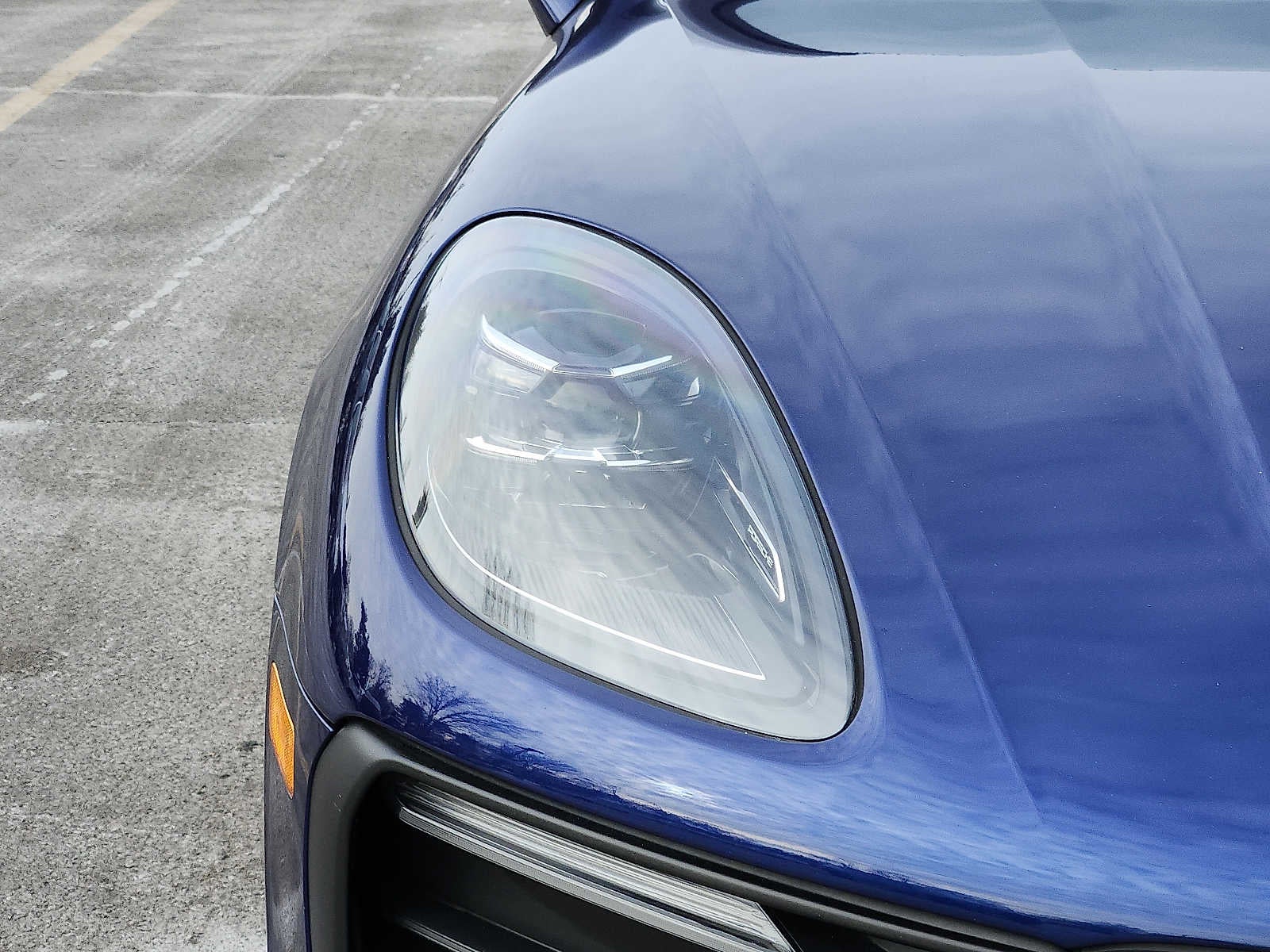 2023 Porsche Macan AWD