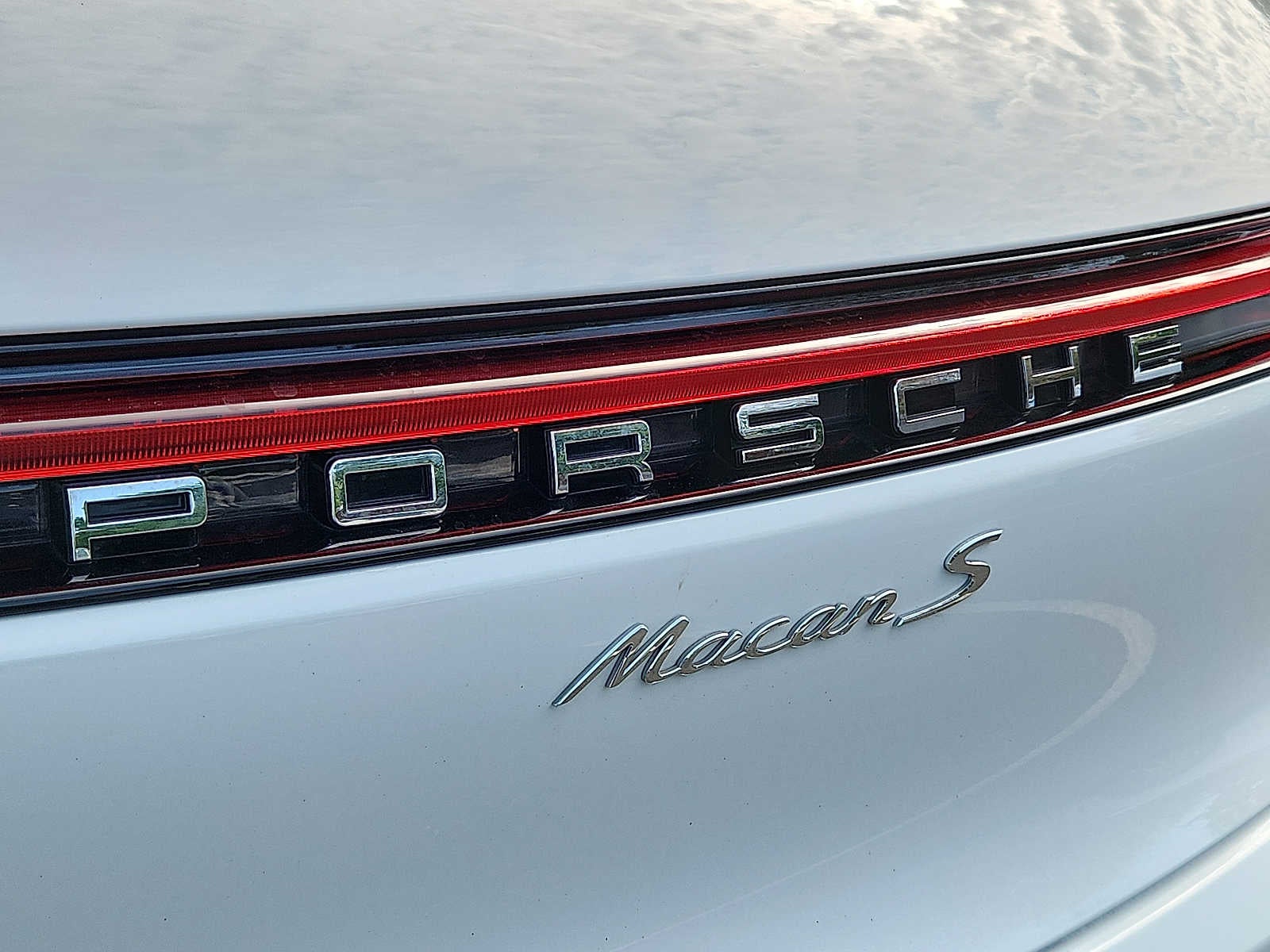 2026 Porsche Macan S AWD