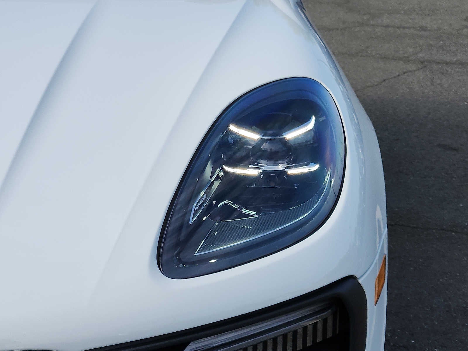 2026 Porsche Macan S AWD