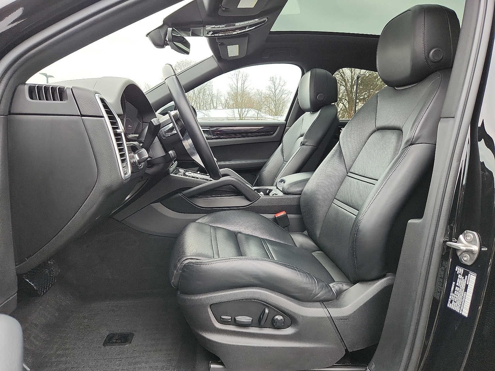 2023 Porsche Cayenne Coupe AWD