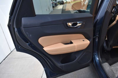 2022 Volvo XC60 B5 AWD Inscription