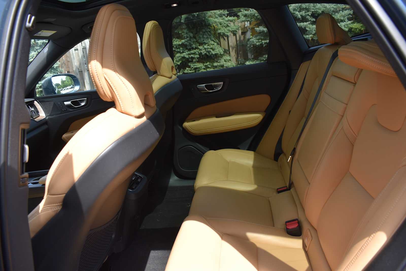 2022 Volvo XC60 B5 AWD Inscription