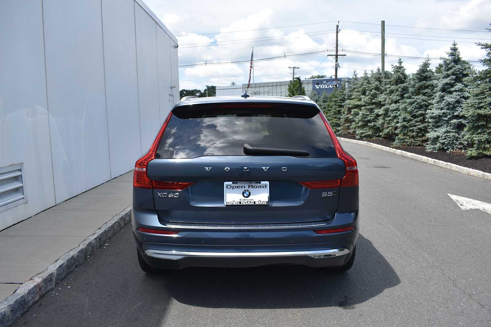 2022 Volvo XC60 B5 AWD Inscription