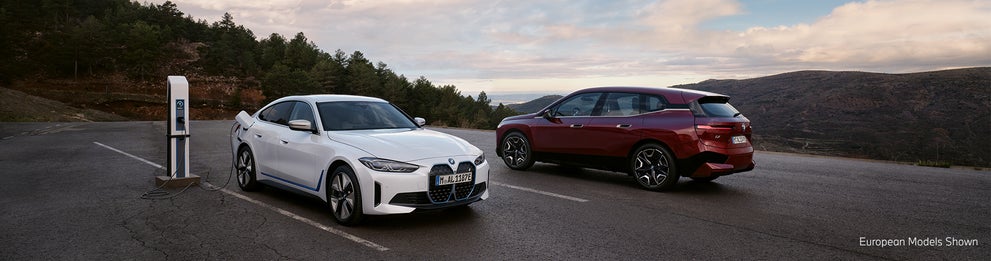 iXi4 Open Road BMW of Edison in Edison NJ