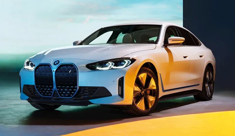 Front quarter view of the BMW i4 eDrive40 electric vehicle | Open Road BMW of Edison in Edison NJ